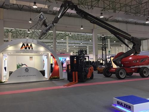 حضور مقتدرانه شرکت آرین ماشین در نمایشگاه نفت و انرژی کیش